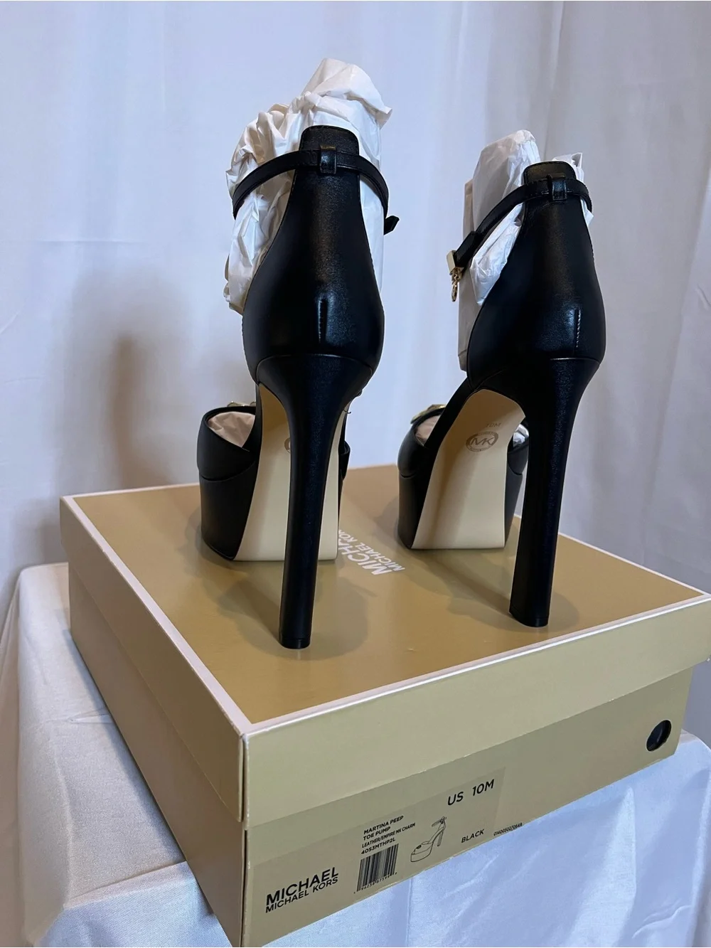 MICHAEL Michael Kors Black Platform Peep-Toe Sandals with Gold MK Accent Sz 10